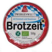 Vista frontal del paté vegetal natural Brotzeit (merienda) 50gr Zwergenwiese en stock