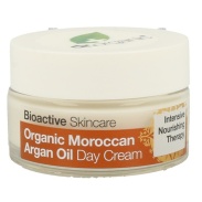 Vista delantera del crema de día de aceite de argán 50 ml Dr. Organic en stock