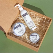 Vista principal del pack cosmética exfoliante corporal y facial  crema hidratante Labnatur-SYS en stock
